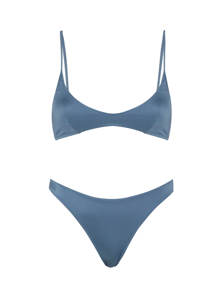 Klassische Badehose „Lido“ in schimmerndem Avioblau – U-Bralette „Paloma“ in schimmerndem Avioblau