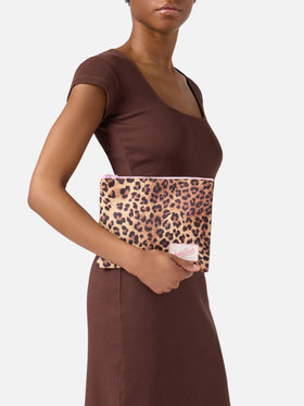 Pareasy pouch with leopard print