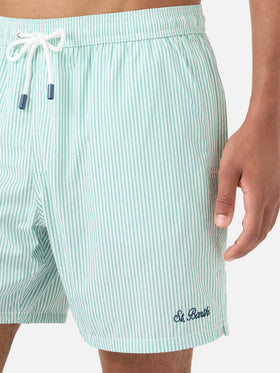 Bañador shorts de seersucker a rayas Patmos en verde salvia y blanco 
