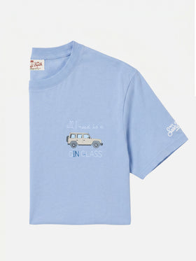 T-shirt Portofino azzurro polvere con ricamo All I Need Is A G-in Class