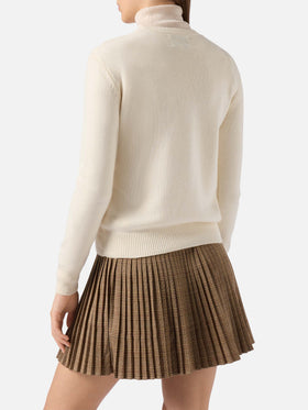 New Queen cashmere-blend sweater in white with Ma cherie embroidery