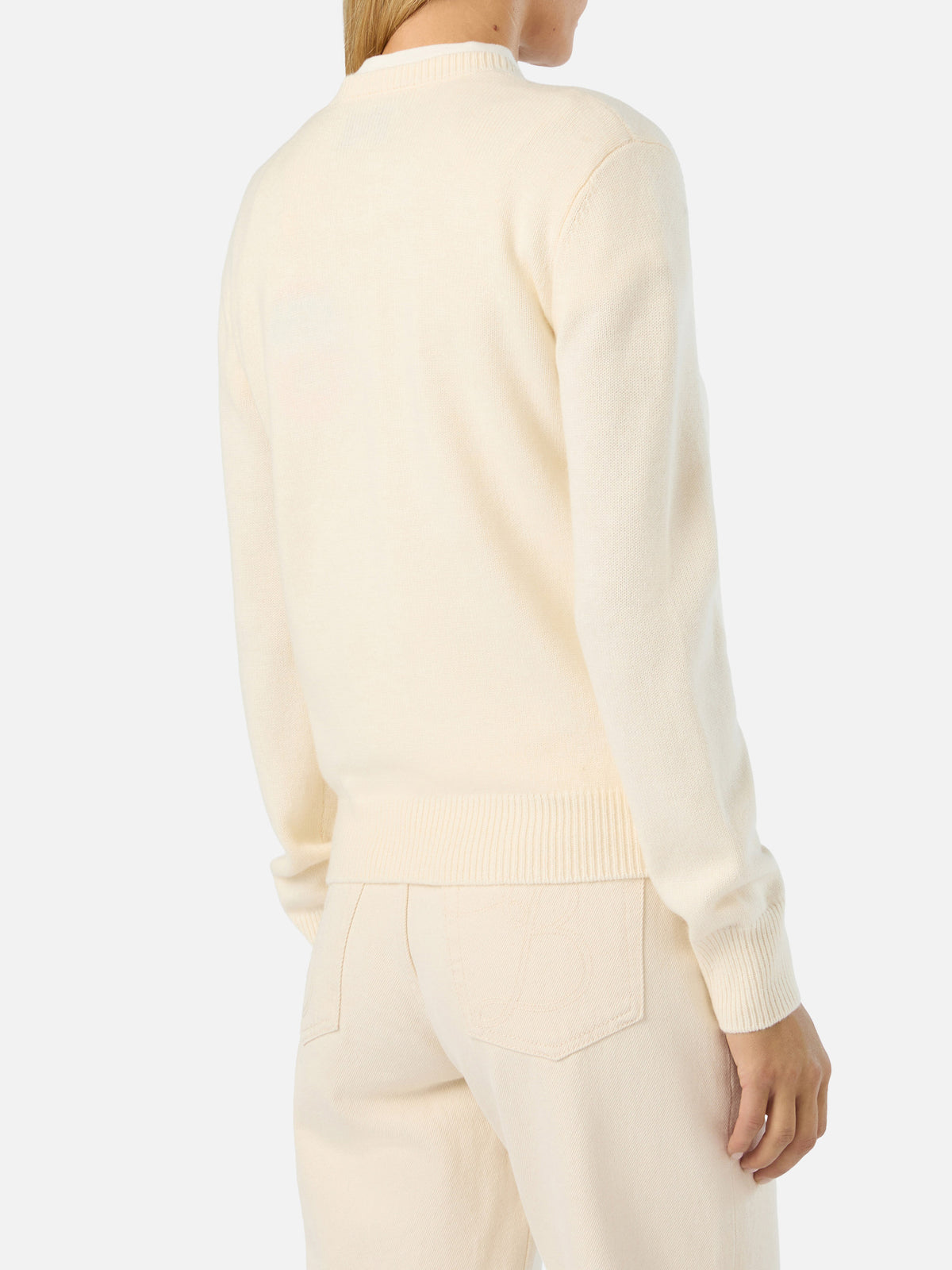 Jersey de punto de cuello redondo Off white New Queen con bordado de strass Après Chic 