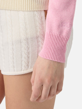 Maglione New Queen in misto cashmere rosa con jacquard cartolina St. Moritz | ST. MORITZ SPECIAL EDITION