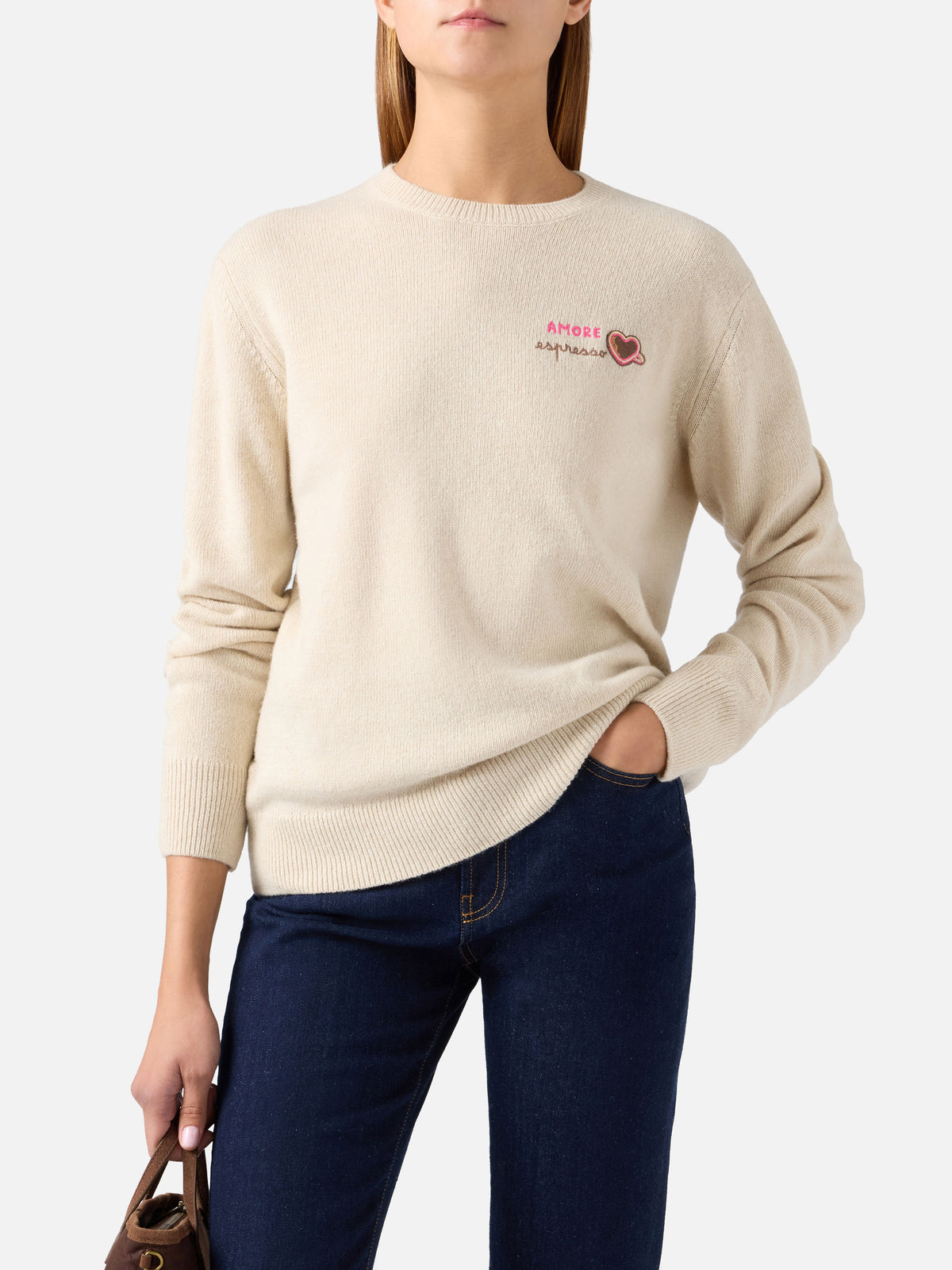 Pullover mit Rundhalsausschnitt aus Woll- und Kaschmirmischung Grain New Queen mit Amore Espresso-Stickerei 