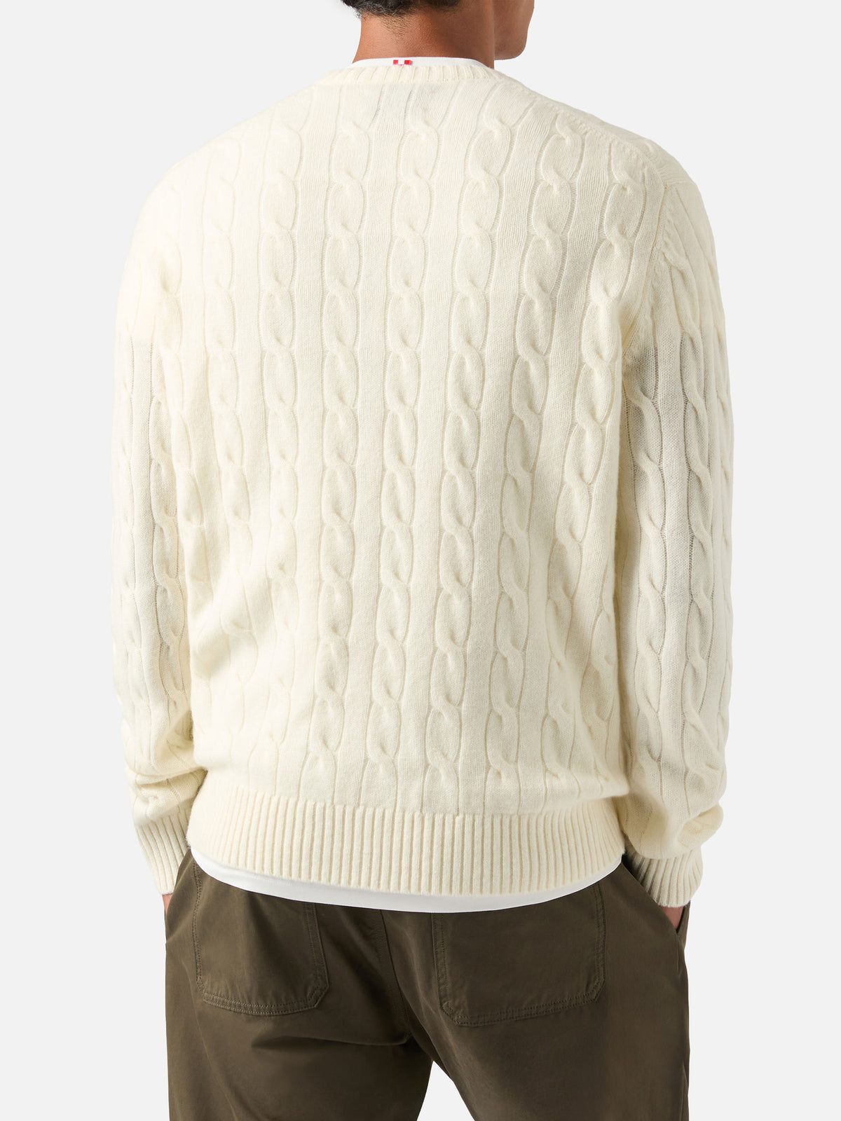 Pull col rond Regent en laine off white avec maille torsadée 
