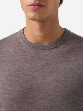 Rundhals-Regent aus camel Merino 
