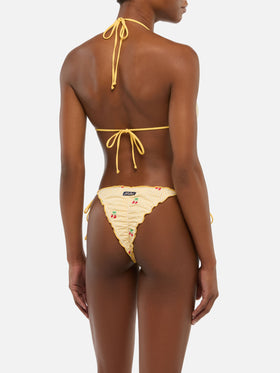 Freche Badehose aus Seersucker „Miami“ mit Streifenmuster und Kirschstickerei – Triangel-Top aus Seersucker „Sagittarius“ mit Streifenmuster und Kirschstickerei