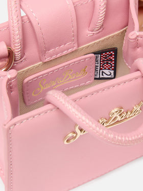 Structured Shop Micro-Bag aus rosafarbenem Glattleder mit Metallanhänger 