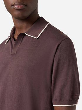 Polo Sloan in cotone pregiato high twist marrone con profili a contrasto
