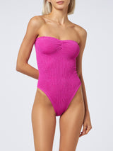 Costume intero da donna senza spalline fucsia in lurex Soleil