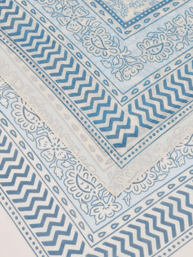 Pareo lungo Thaiti misto seta con stampa batik floreale