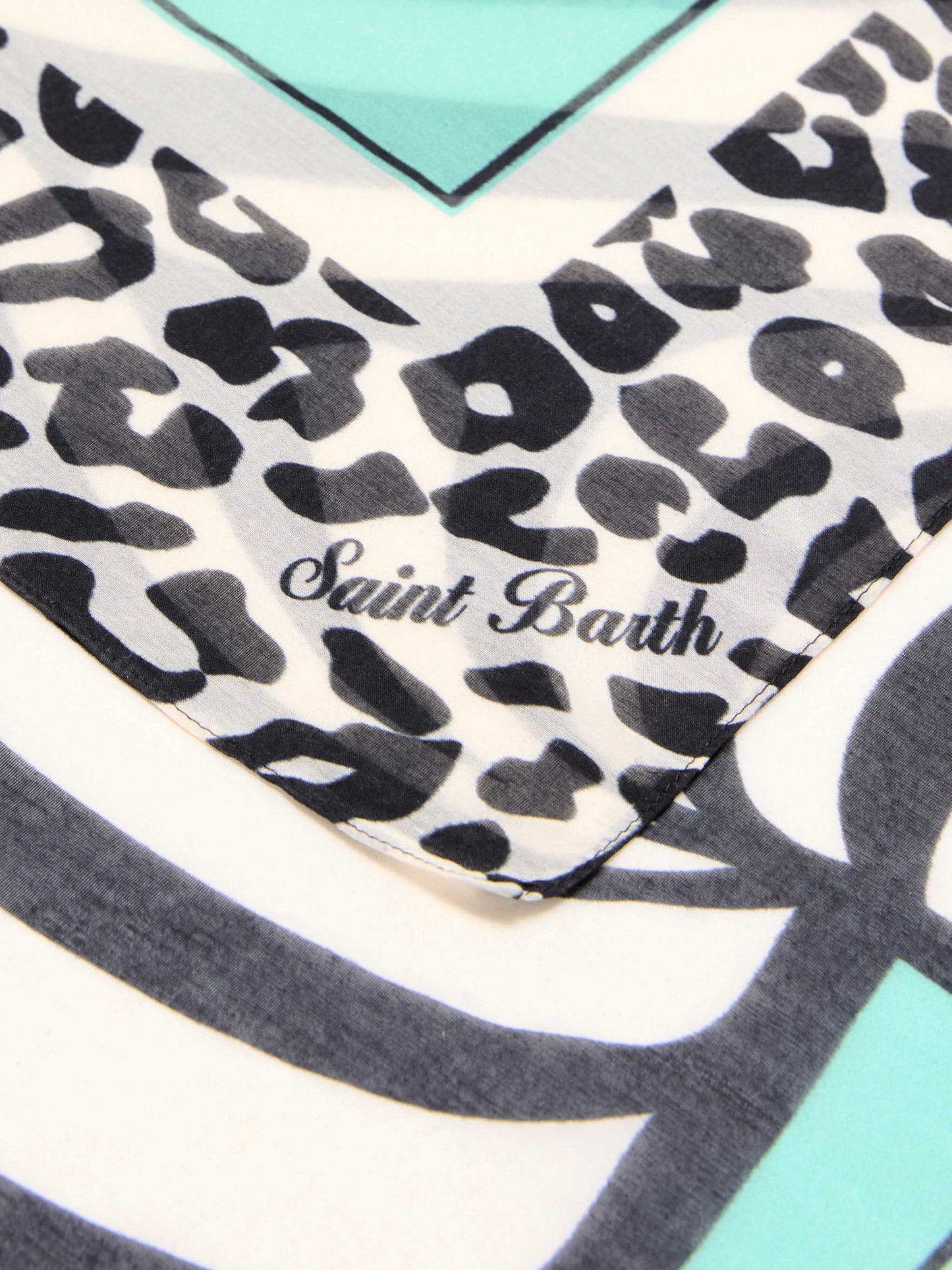 Thaiti long pareo in silk blend with savanna print