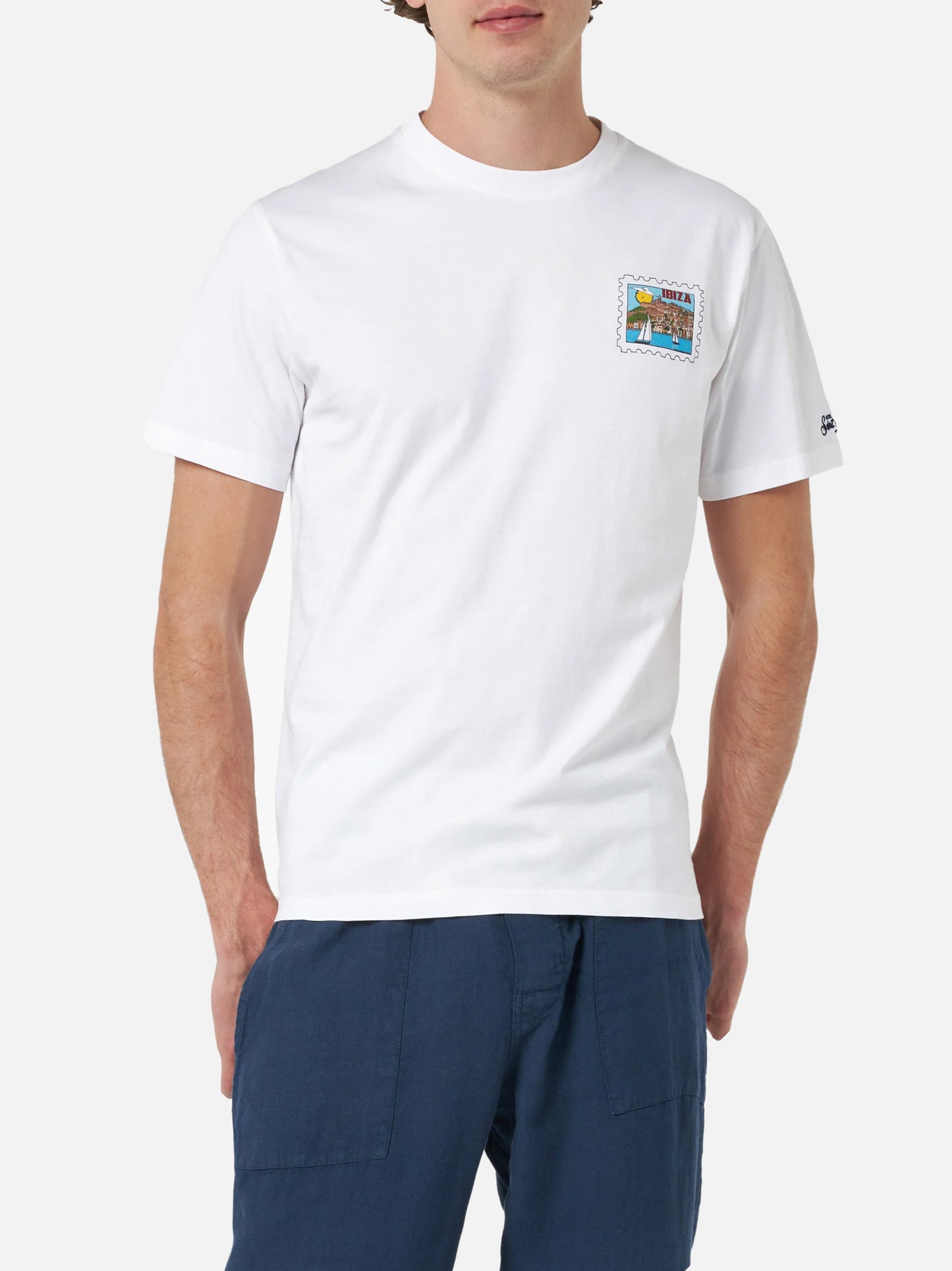 T-shirt da uomo in cotone con stampa cartolina Ibiza davanti e dietro | EDIZIONE SPECIALE ALESSANDRO ENRIQUEZ
