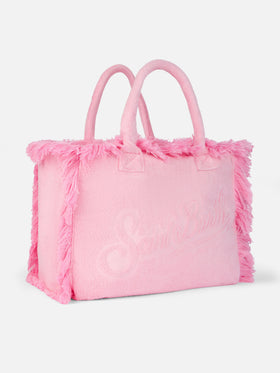 Borsa a spalla Vanity Terry rosa con logo in bassorilievo