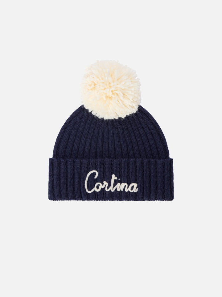 Berretto Wengen blu navy con pompon e ricamo Cortina
