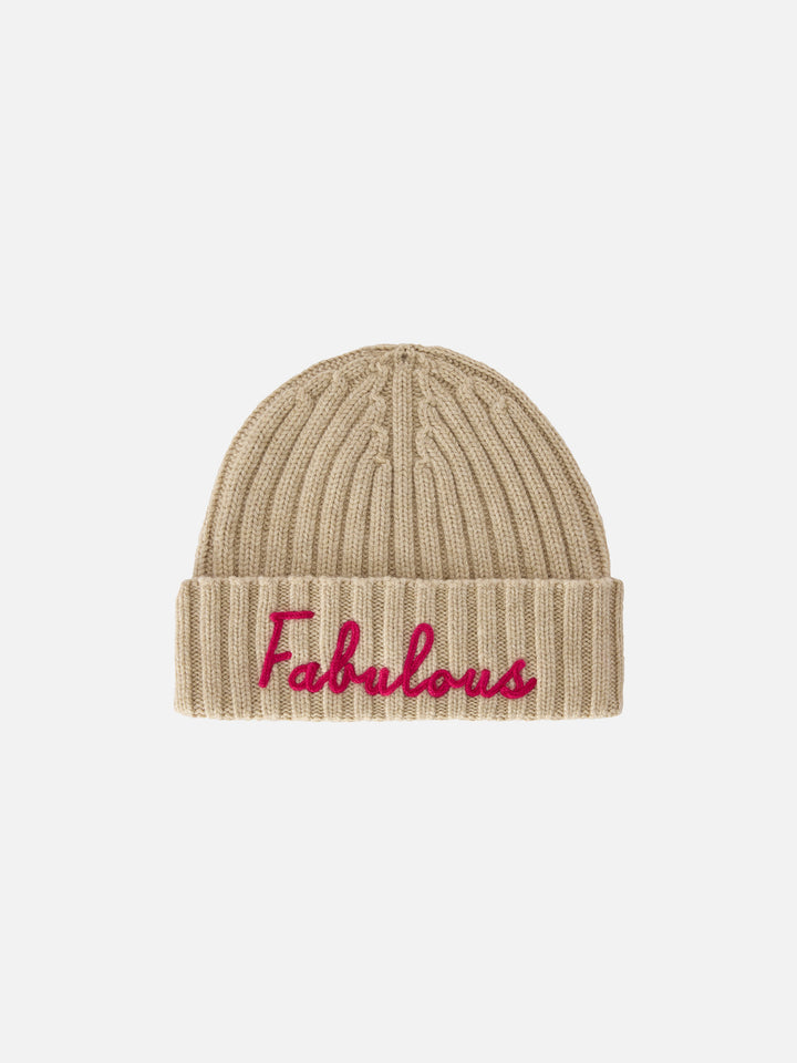 Beige Wengen-Mütze mit Fabulous-Stickerei 