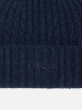 Wengen beanie in cashmere in navy blue with St. Barth embroidery on the turn-up