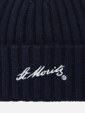 Wengen beanie in cashmere in blue with St. Moritz embroidery