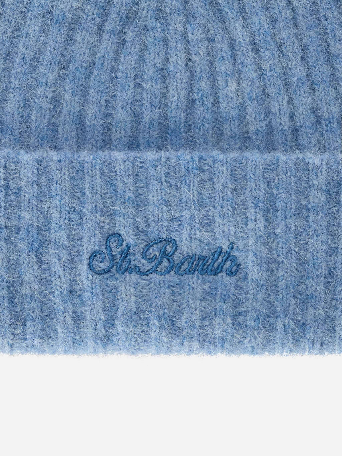 Berretto Wengen azzurro in misto alpaca con ricamo logo