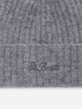 Gorro beanie Wengen gris en mezcla de alpaca con bordado del logo 