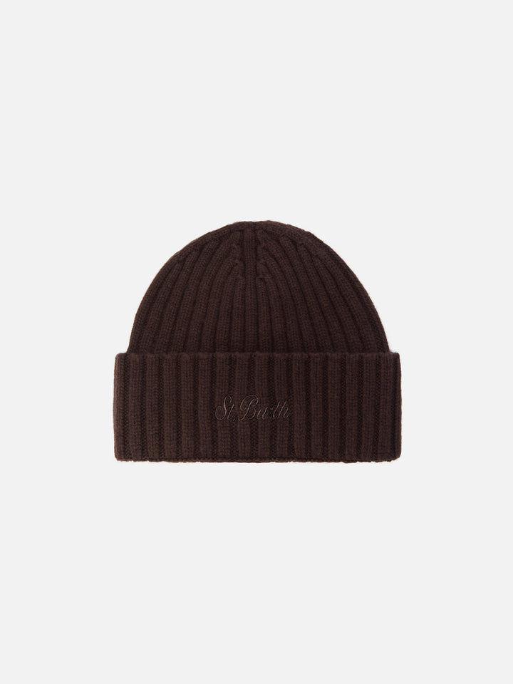 Wengen beanie in brown wool with St. Barth embroidery on the turn-up