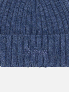 Wengen beanie in denim blue with St. Barth embroidery on the turn-up