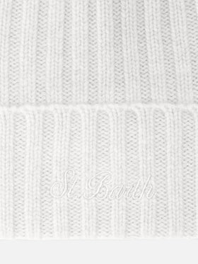 Berretto Wengen in cashmere bianco con ricamo St. Barth sul risvolto