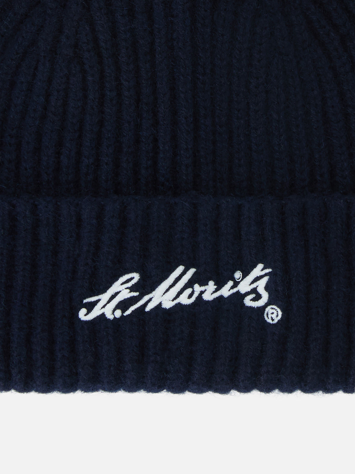 Marineblaues Wengen Kaschmir-Beanie mit St. Moritz-Stickerei | Special edition 