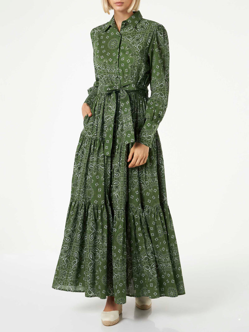 Grünes langes Damenkleid