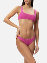 Bikini da donna classico a bralette crinkle fucsia con filato di lurex