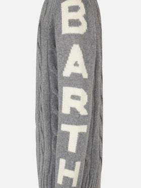 Man grey heavyweight cable knit sweater Bergen