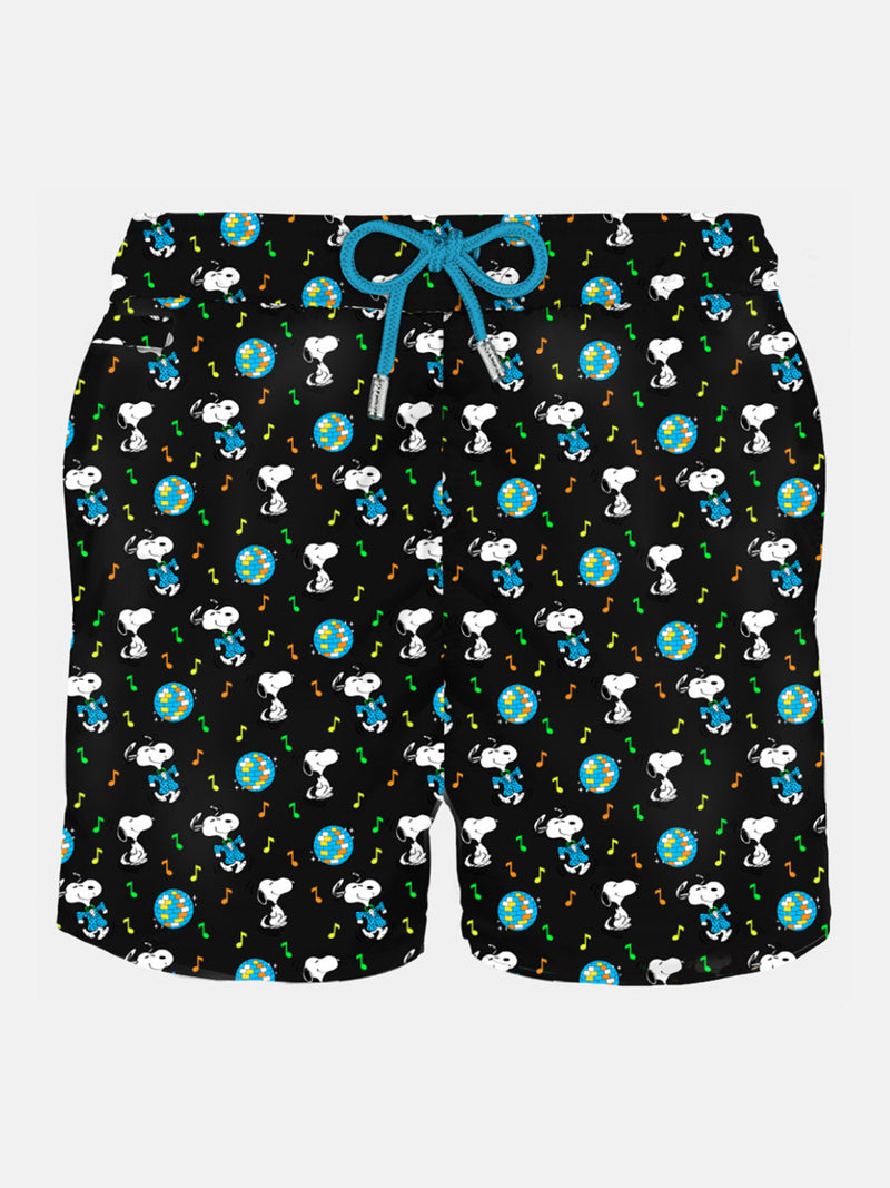 Man light fabric swim shorts with Snoopy print| Peanuts® Special Edition