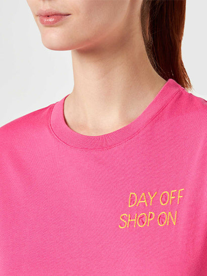 Woman fucsia cotton t-shirt with embroidery