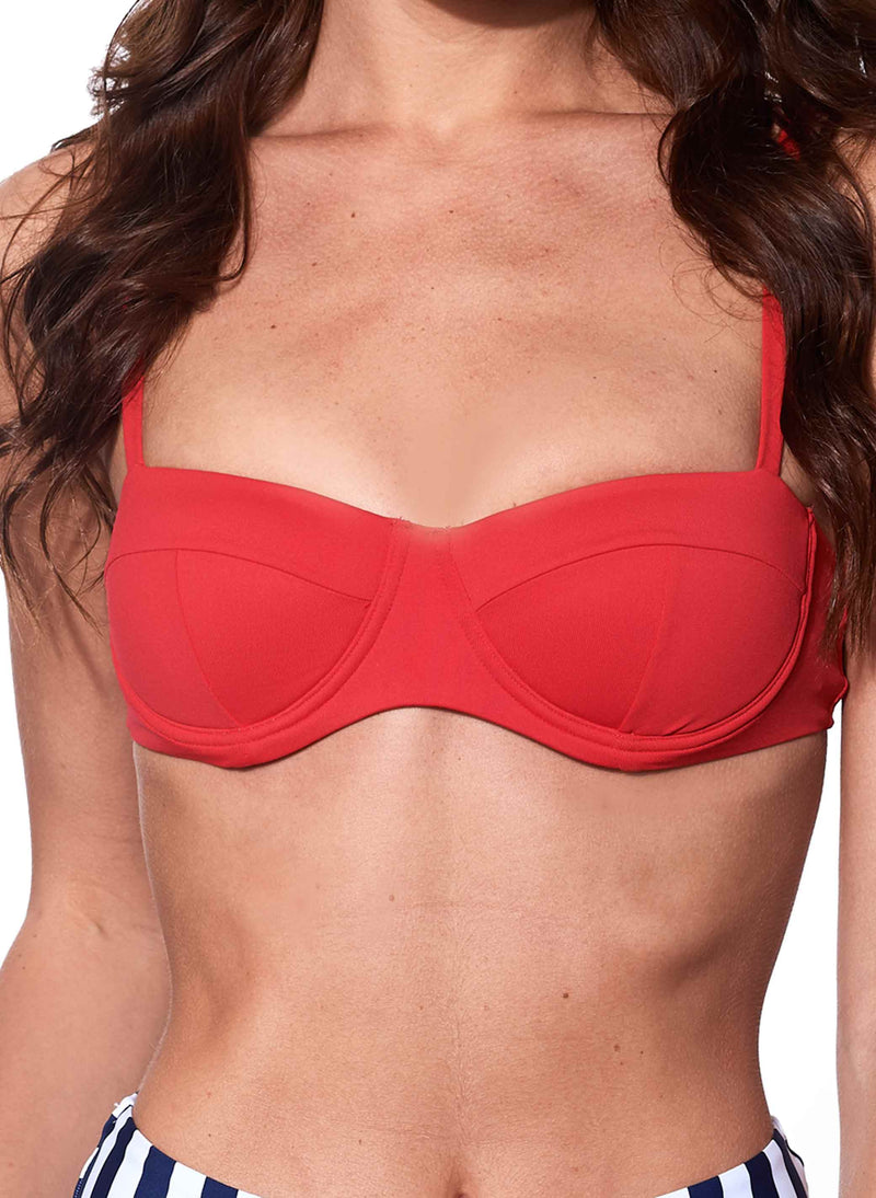 Underwired red bralette