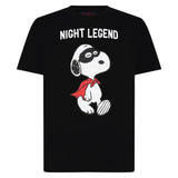 T-shirt da uomo in cotone con stampa Snoopy night legend | SNOOPY - EDIZIONE SPECIALE PEANUTS™