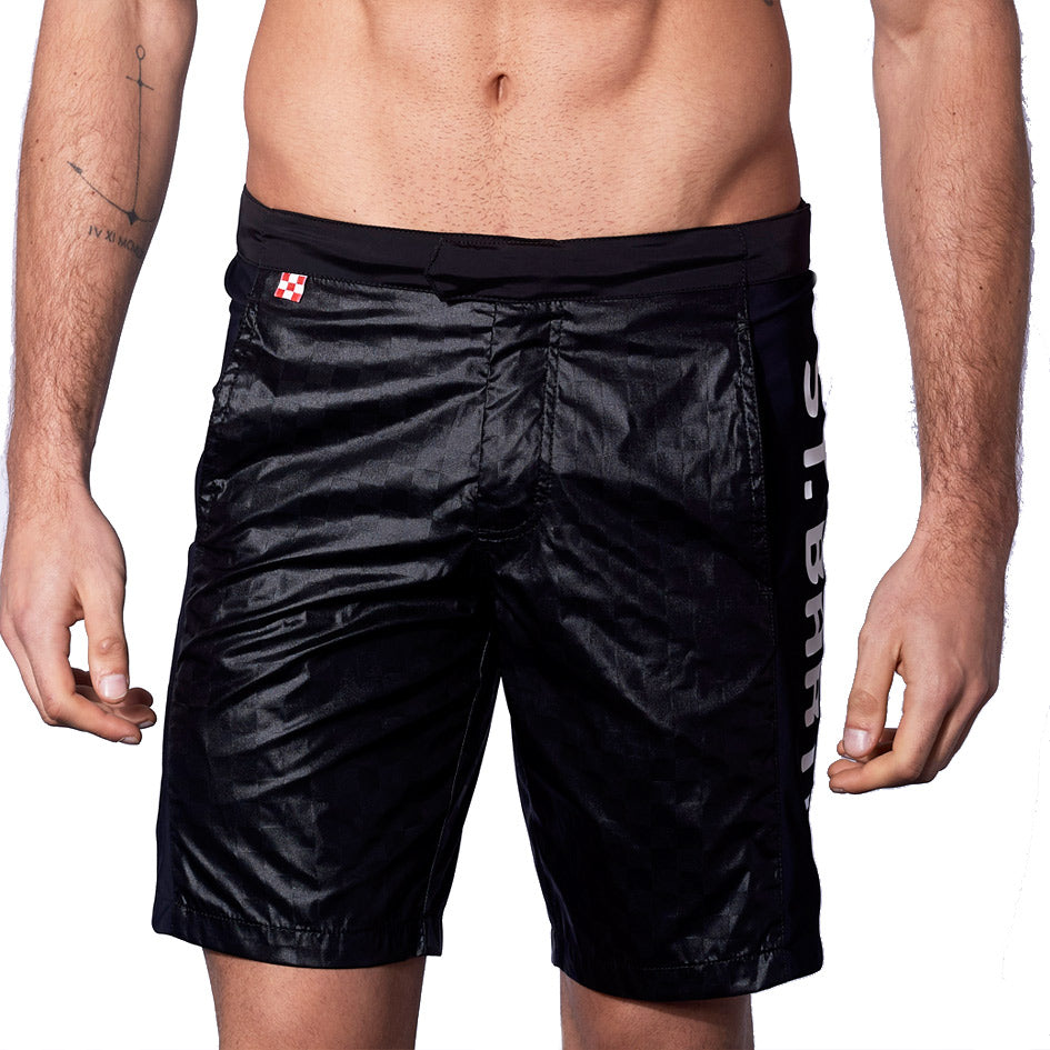 Karierte Badeshorts mit kontrastierendem Seitenband