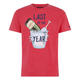 Rotes T-Shirt mit „Last Year“-Print