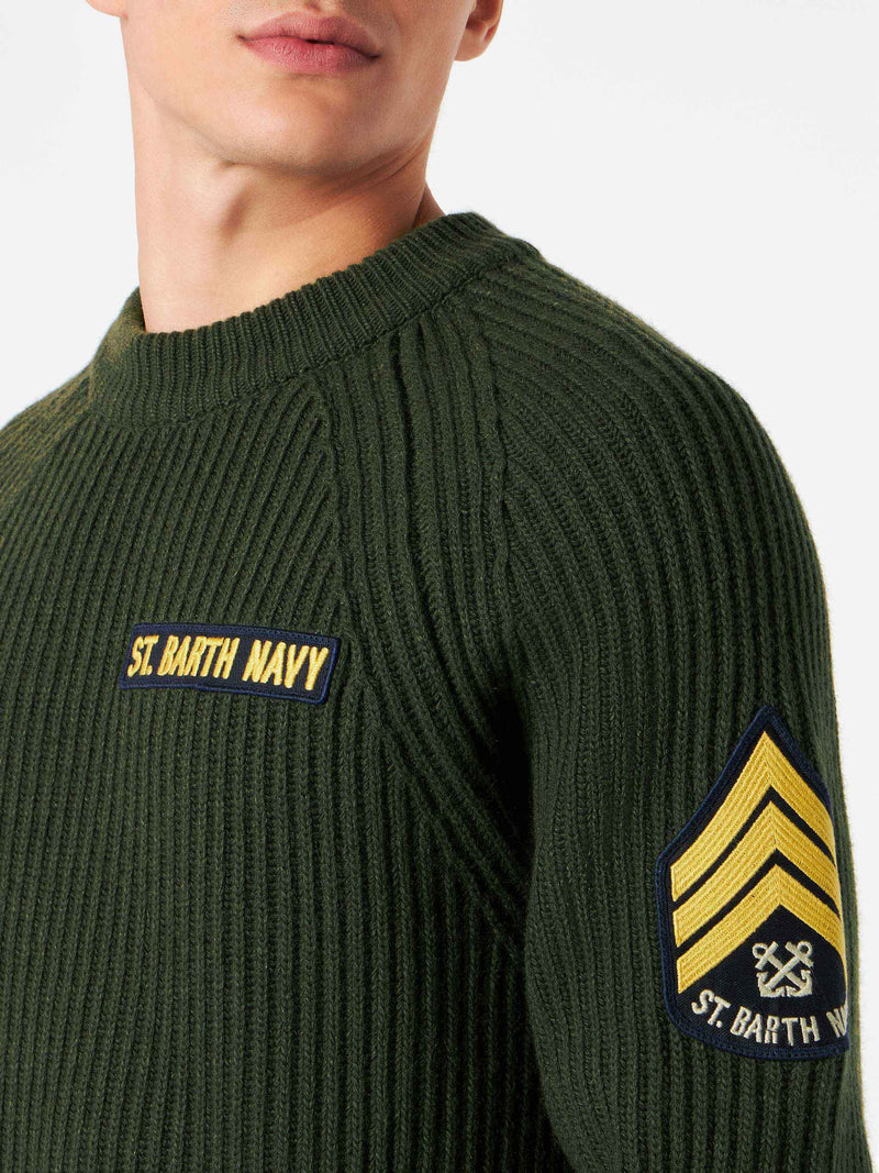 Man ribbed green sweater