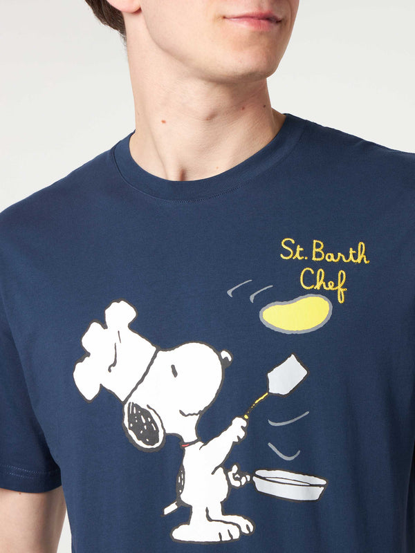 Herren-T-Shirt aus Baumwolle mit „Chef Snoopy“-Aufdruck | SNOOPY – PEANUTS™ SONDEREDITION