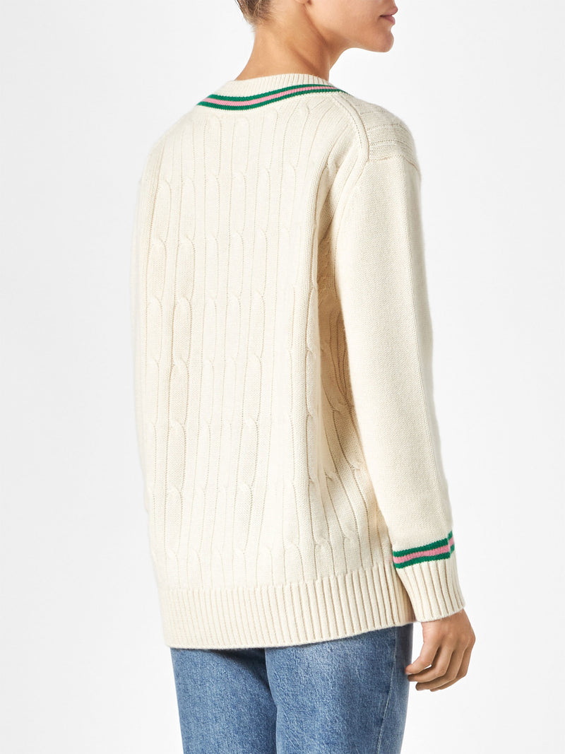 Woman v-neck braided sweater with patch